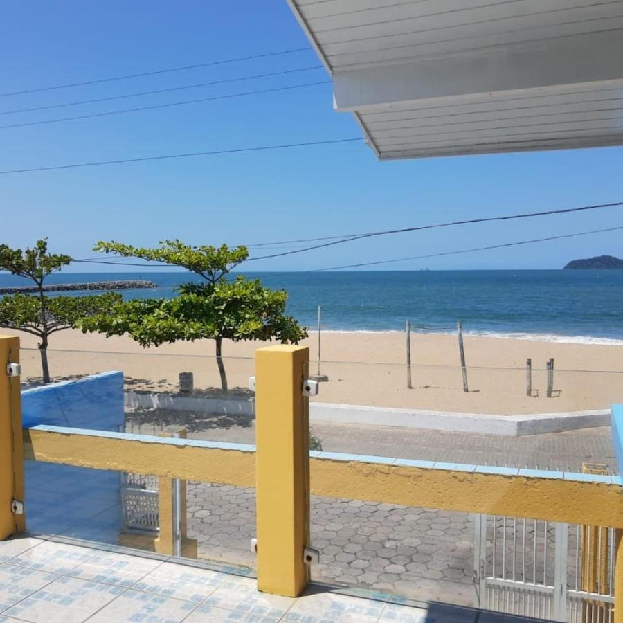 Piçarras Mansao Ouro Verde Vlc Frente Para O Mar Com Piscina מראה חיצוני תמונה
